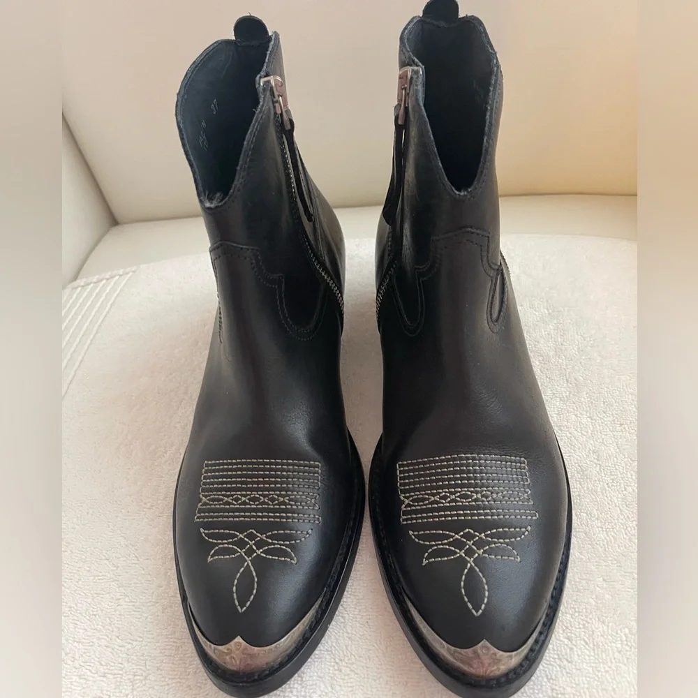 NEW Golden Goose Young Leather Zip Cowboy Ankle Boots - Picture 4 of 14